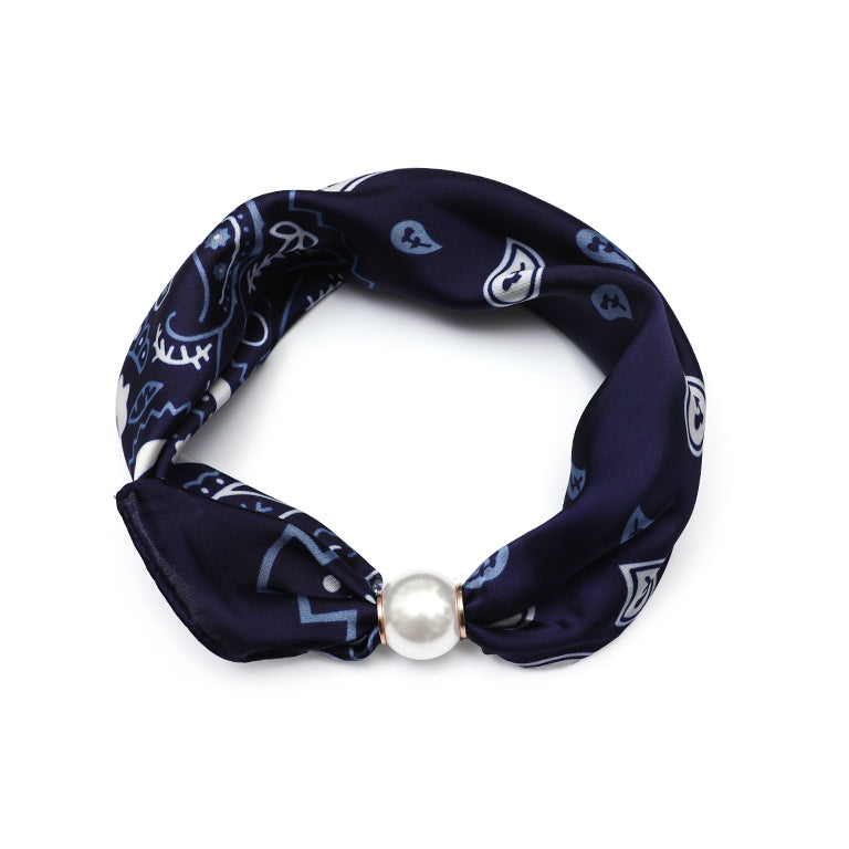 Sjaaltje Navy met magneetsluiting