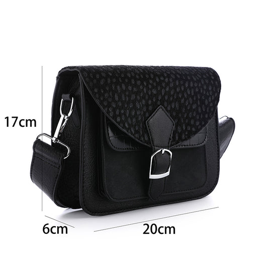 tas dierenprint cheetah zwart - witte achtergrond