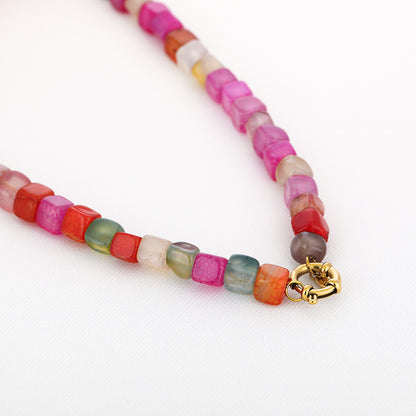 Natuurstenen ketting kleuren mix orange/pink - witte achtergrond
