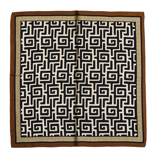 Sjaaltje 70x70 cm luxe zwart - op witte achtergrond